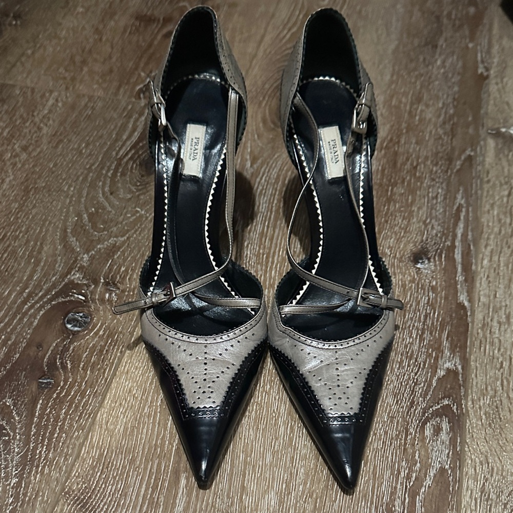 Prada Black and Gray Pointed Heels